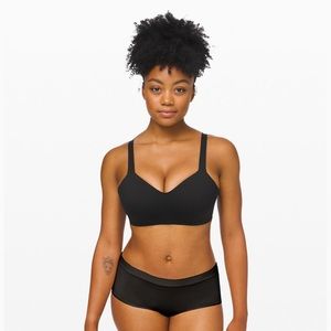 Lululemon Hold True Bra NWT